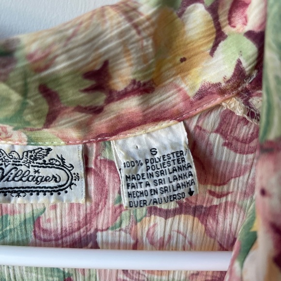 Villager Pastel Floral Short Sleeve Blouse Small - Picture 3 of 3